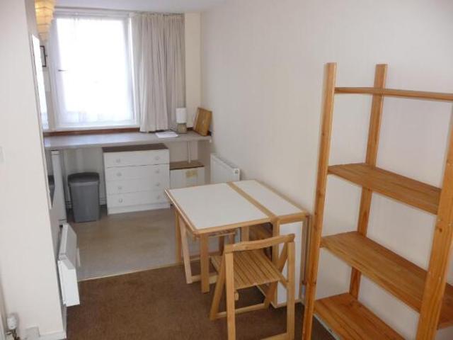 Studio for rent in Scotland
