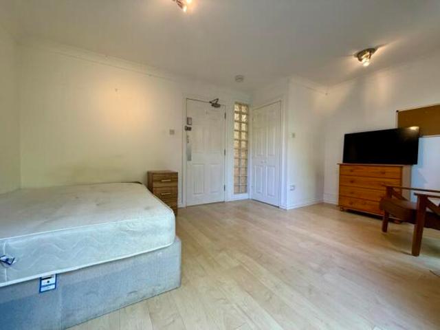 Studio for rent in City Of Southampton