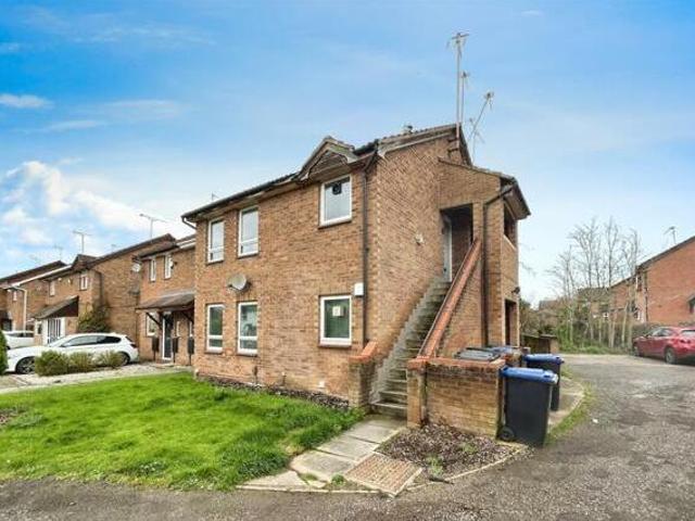 House for rent in Park Hill, Green Close