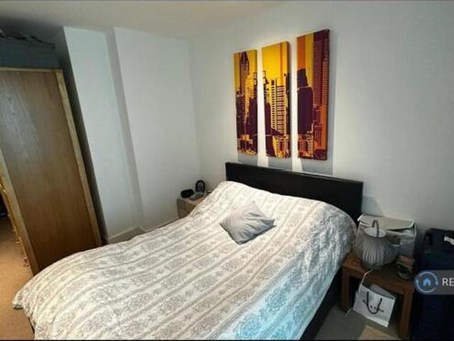 Studio for rent in Cat Hill