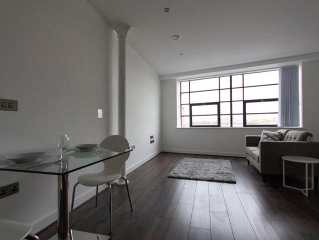 Studio for rent in Jewellery Quarter, Birmingham