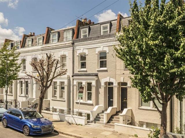 Studio for rent in Fulham