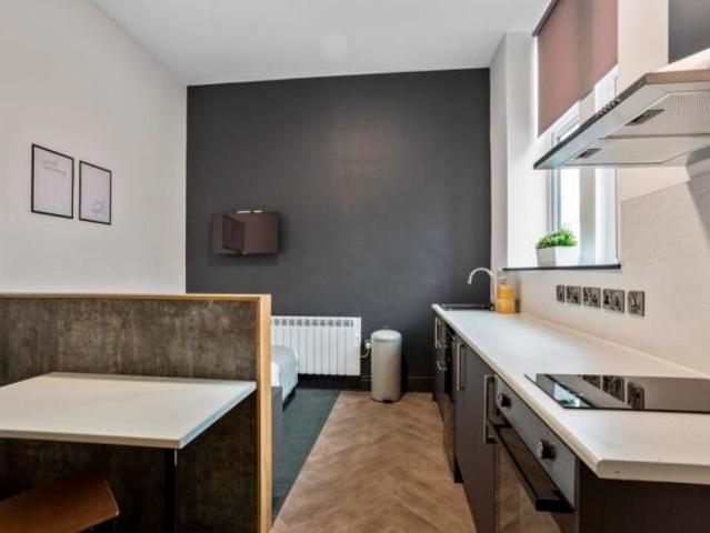 Studio for rent in East Midlands