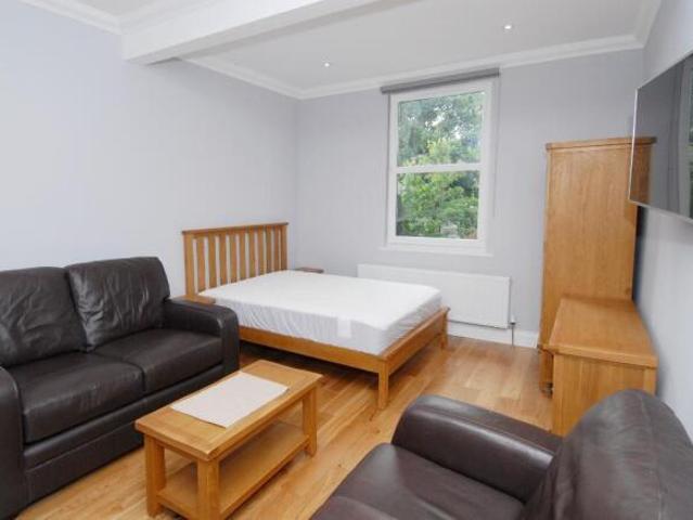 Studio for rent in Wimbledon, Greater London
