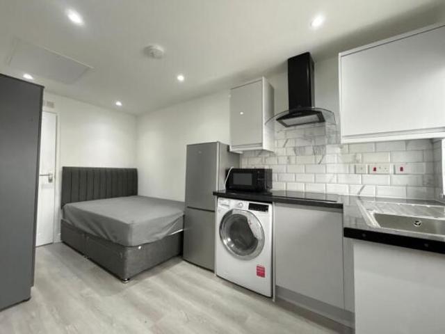 Property for rent in Kirkstall, West Yorkshire