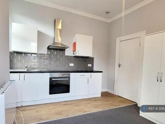 House for rent in Moor End, Leeds