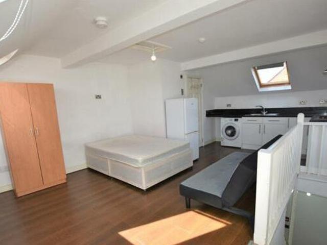 House for rent in Pinfold, Leicestershire