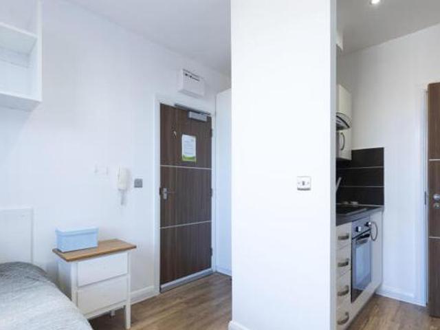 House for rent in Pinfold, Leicestershire