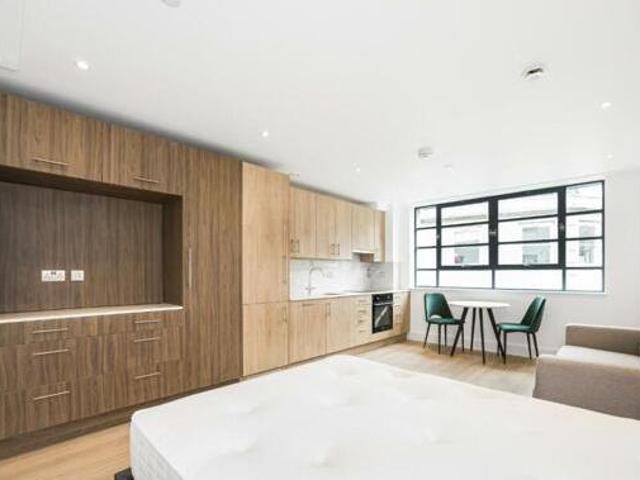 House for rent in Lyons, Greater London