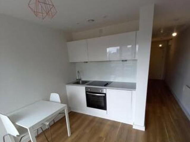 House for rent in Calderstones