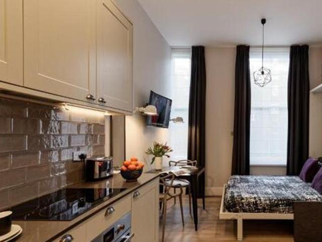 House for rent in Lyons, Greater London