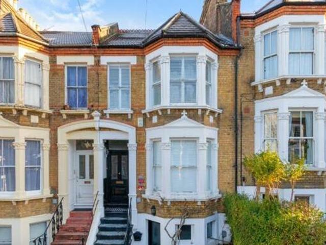 House for rent in Lyons, Greater London