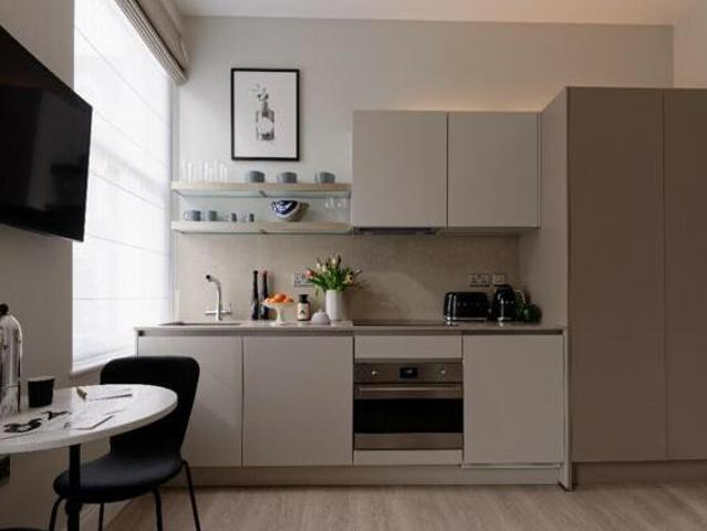 House for rent in Lyons, Greater London