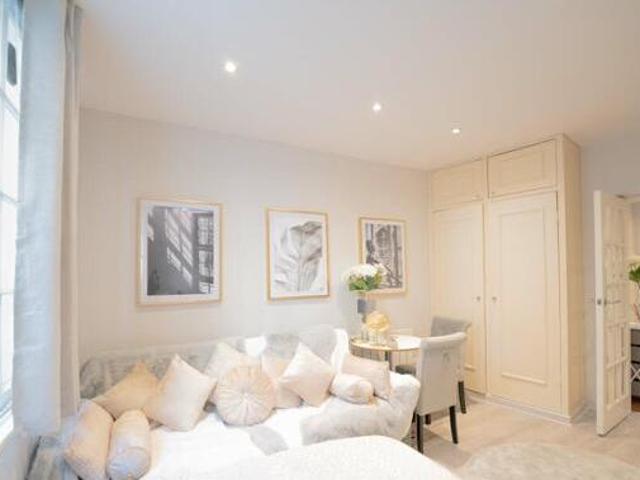 House for rent in Lyons, Greater London