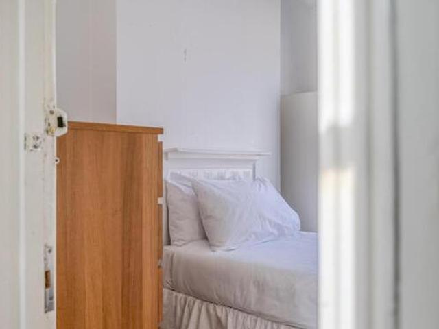 House for rent in Lyons, Greater London