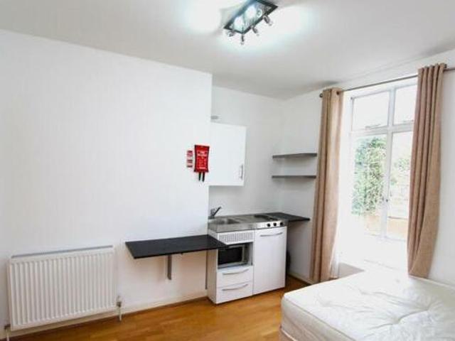 House for rent in Lyons, Greater London