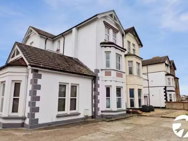 House for rent in Swanscombe and Greenhithe, Monks Orchard