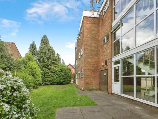 Studio for rent in Gun Hill, Warwickshire