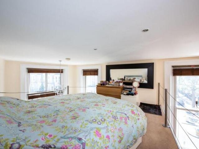 Studio for rent in Cat Hill