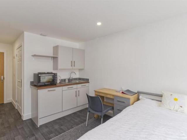 Studio for rent in Holyhead, Wales