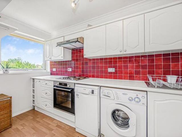 Studio for rent in South Woodford, Greater London