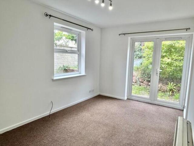 Studio for rent in Watergate, Devon