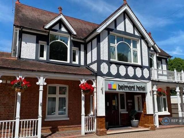House for rent in Surrey