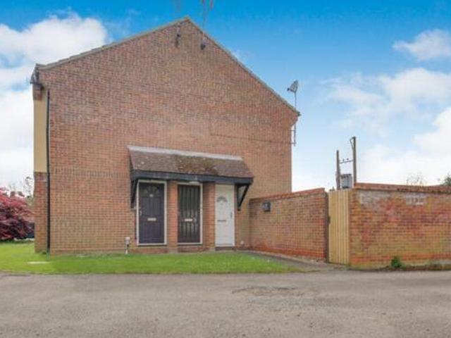 House for rent in Lyons, Greater London