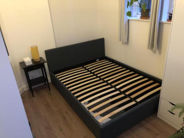 Studio for rent in Cat Hill