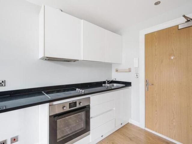 Flat for rent in Cat Hill, Isle Of Man