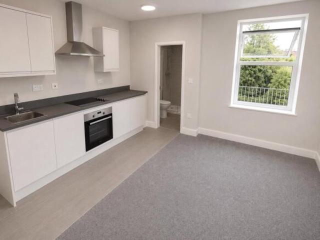 Property for rent in West Midlands