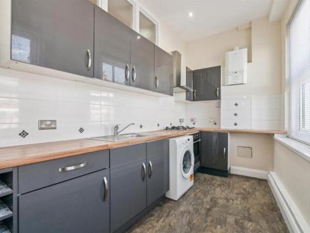 Studio for rent in Tooting Graveney, Greater London