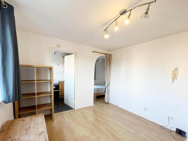 House for rent in Lyons, Greater London