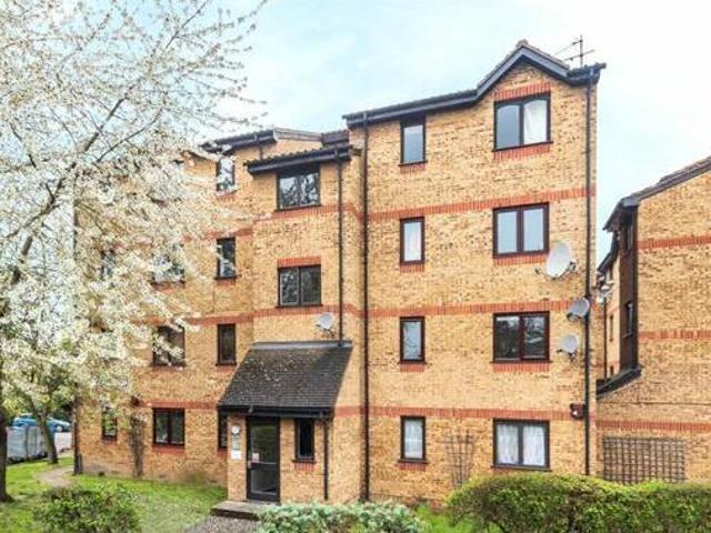 House for rent in Lyons, Greater London