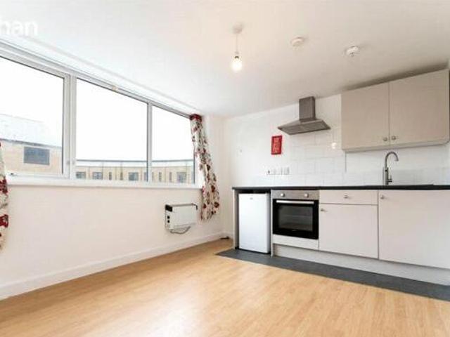 House for rent in Mount Pleasant, Iford