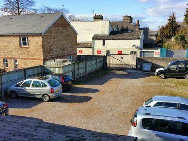 Studio for rent in Wales