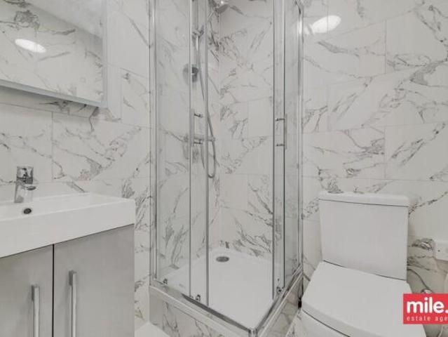 Studio for rent in Fulham, Walham Green