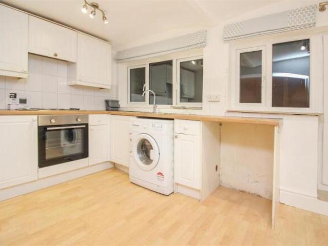 Flat for rent in Canterbury, Kent