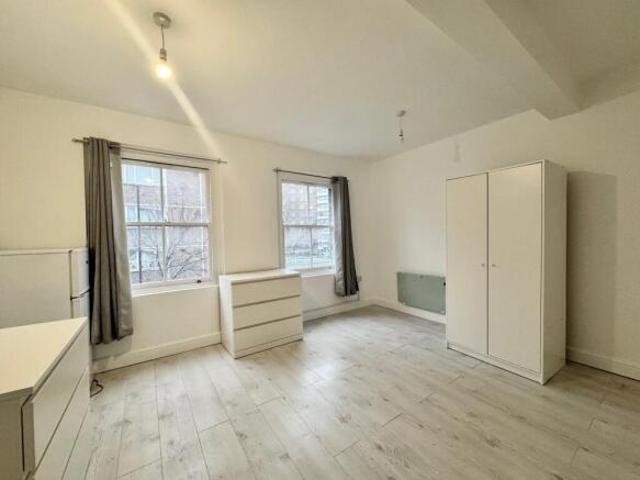 Flat for rent in Clerkenwell, Greater London