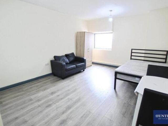 Studio for rent