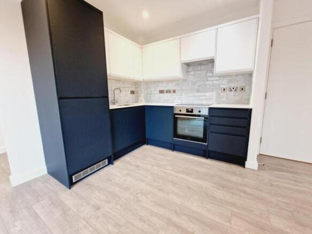 Flat for rent in Brandis Corner, Devon
