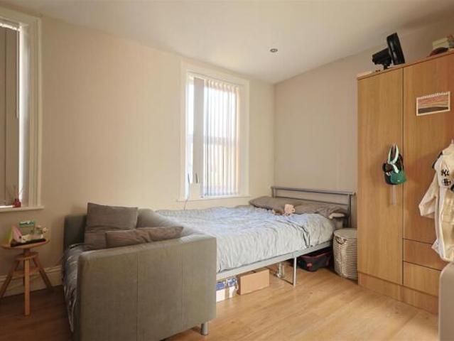 Studio for rent in Jesmond, Tyne And Wear