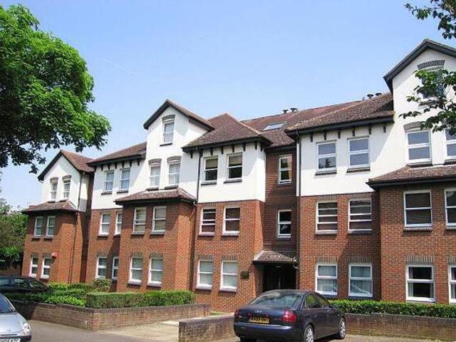 House for rent in Surrey
