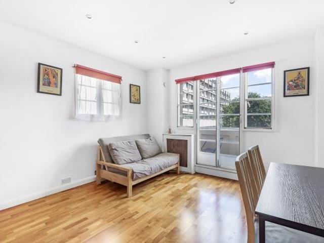 Studio for rent in Cat Hill