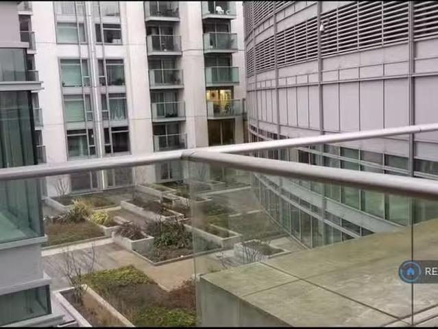 House for rent in Poplar