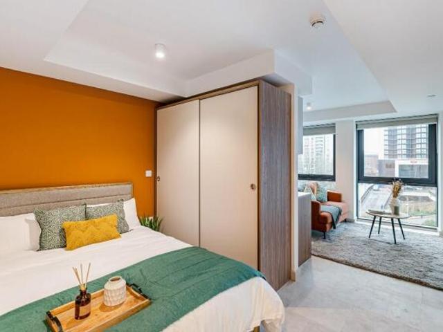 Studio for rent in West Midlands