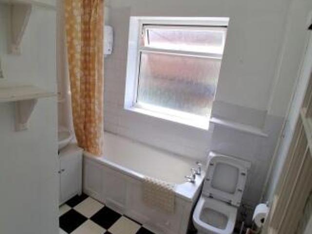 Studio for rent in Tettenhall, West Midlands