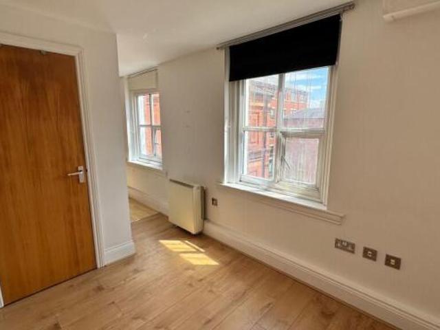 Studio for rent in Haddon, East Midlands