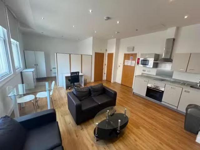 House for rent in Redcliffe, Feckenham