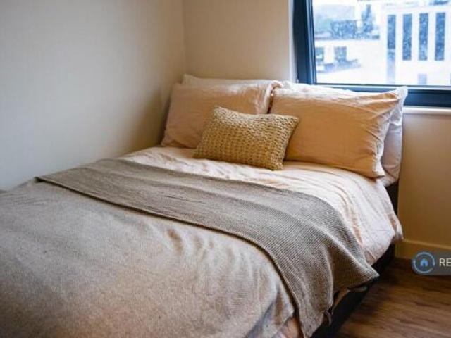 Studio for rent in South Yorkshire